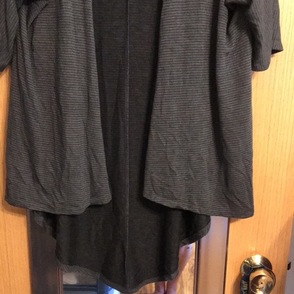 Grey & black stripe LuLaRoe open front cardigan S - Picture 3 of 7